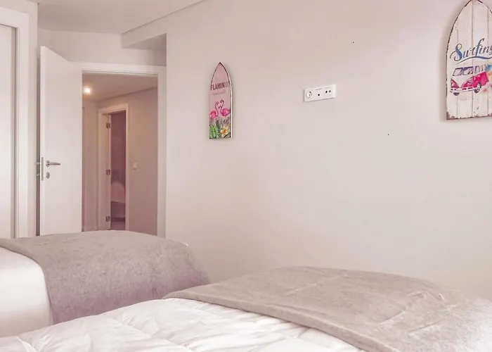 Eanes 22 House * Monte Gordo